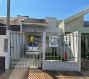 Casa para Venda, em Arapongas, bairro Jardim Universidade, 2 dormitórios, 1 banheiro, 1 vaga